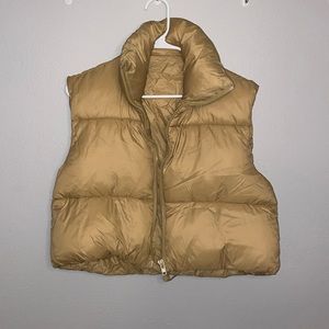 Size M, tan puffer vest, never worn